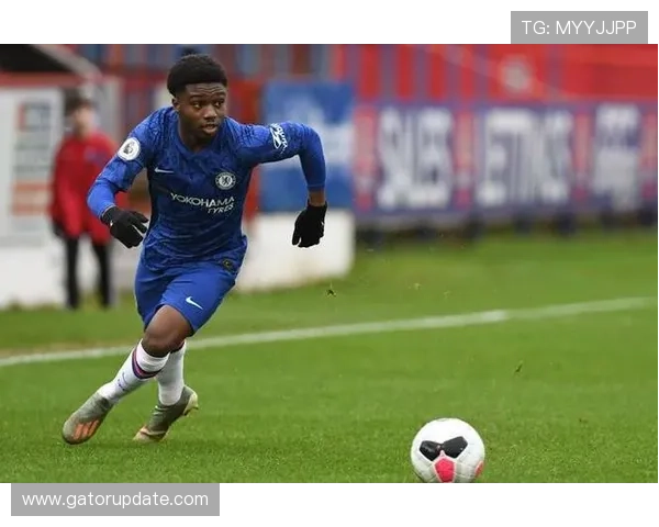 多特蒙德节奏问题凸显,中场缺乏组织核心影响攻防转换效率 多特蒙德节奏问题凸显,中场缺乏组织核心影响攻防转换效率